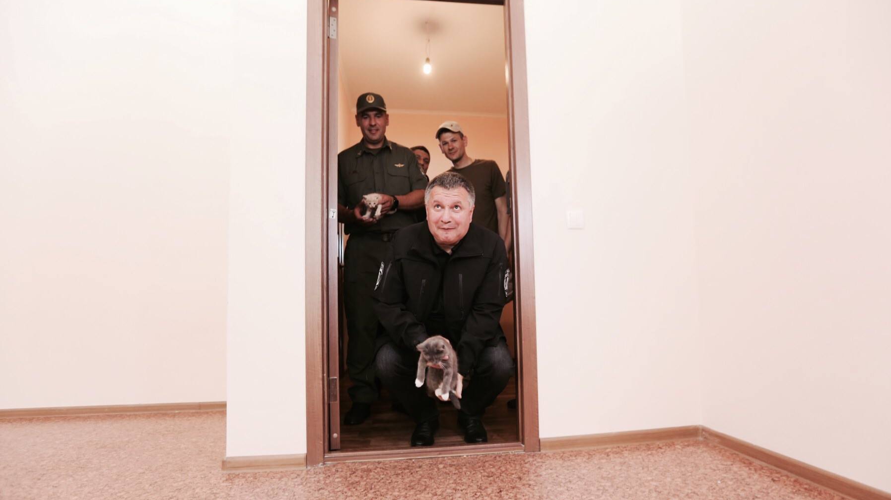 Аваков выбил деньги на жилье для "псов режима" - фото 1