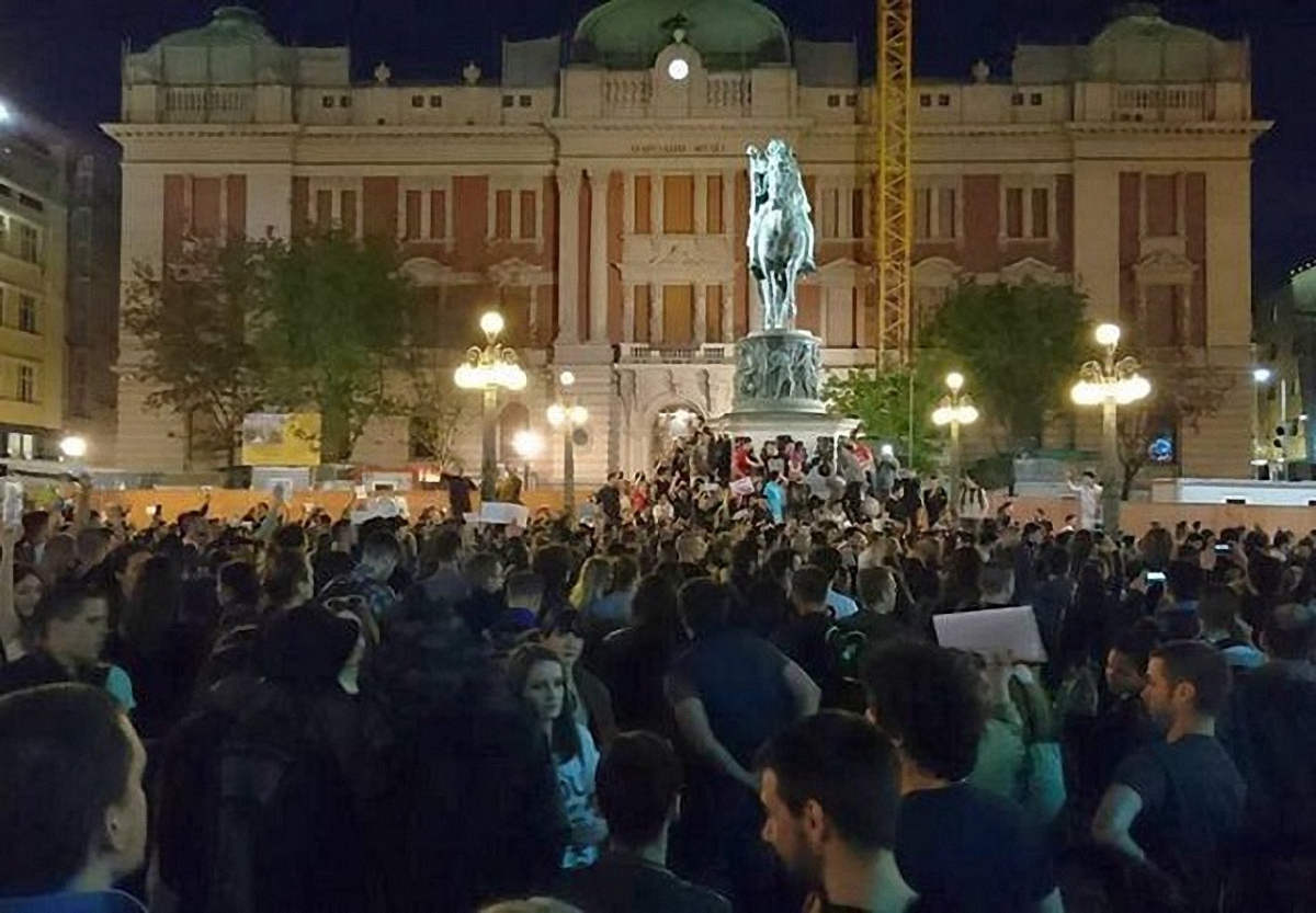 Антиправительственные протесты в Сербии - фото 1