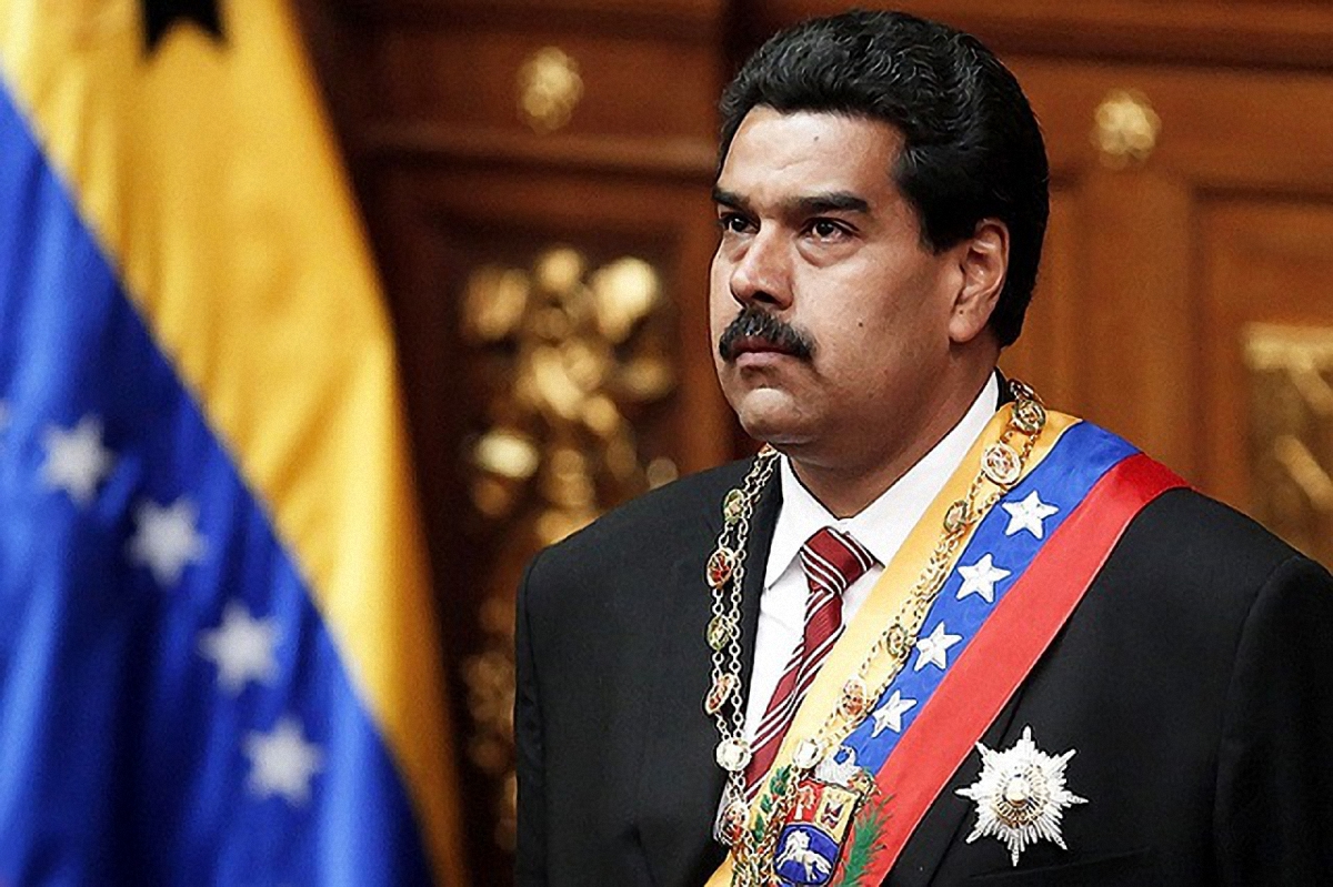 Президента Мадуро обвинили в узурпации власти - фото 1