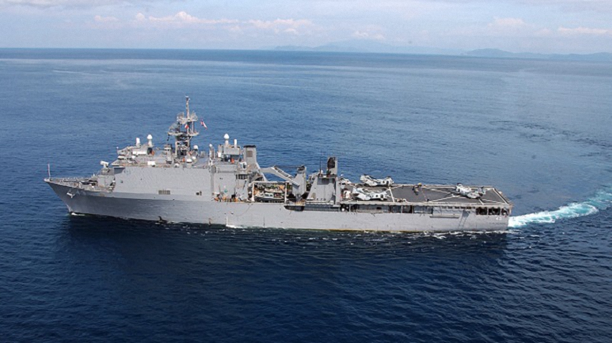 USS FortMcHenry отправили в Черное море - фото 1