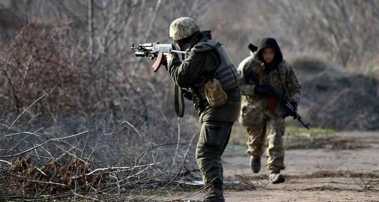 Украинские разведчики уничтожили засаду врага - фото 1