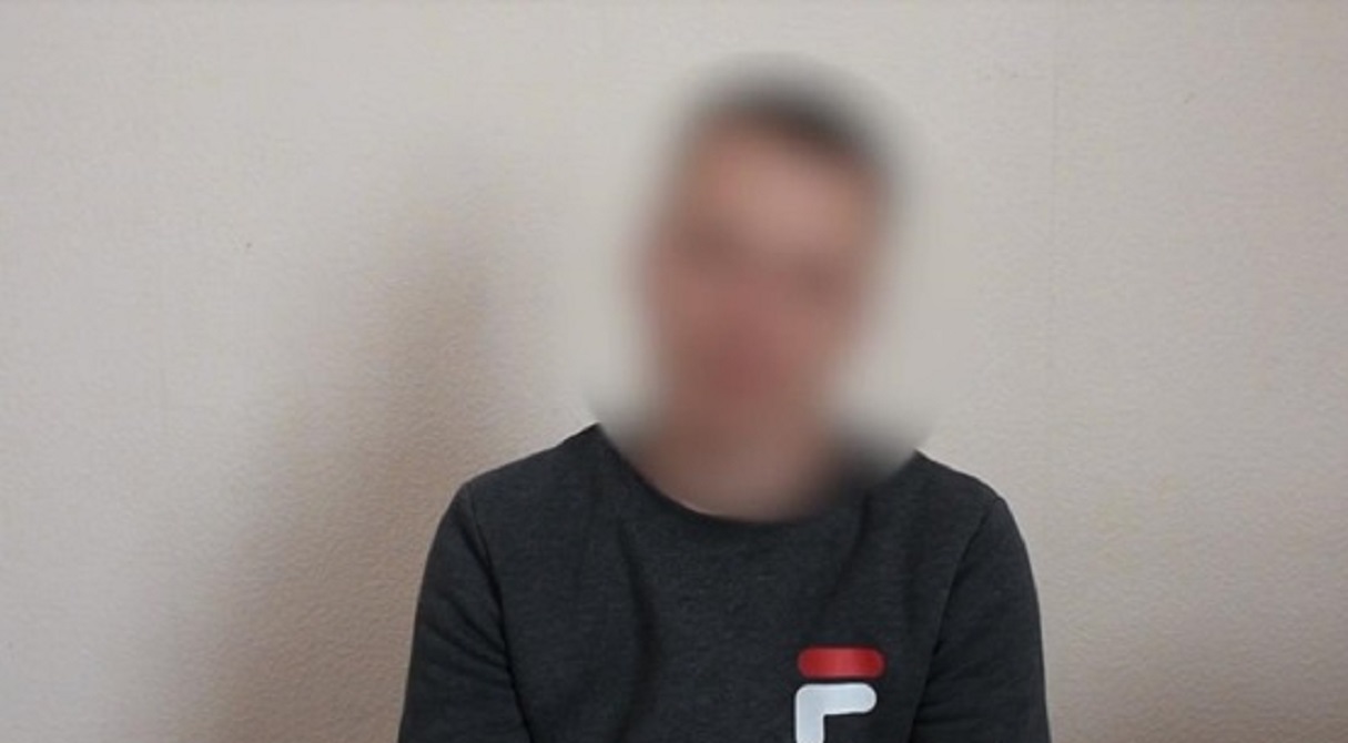 Под Луганском поймали готового убивать своих за 12000 рублей - фото 1
