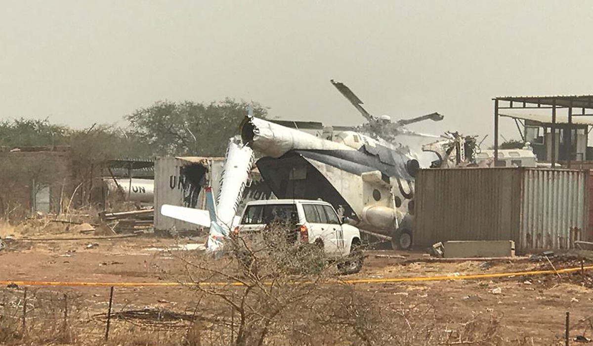 В Африке разбился военный вертолет с 23 людьми на борту - фото 1