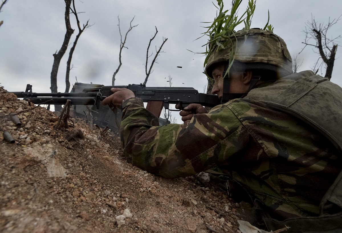 Украинского бойца контузило - фото 1
