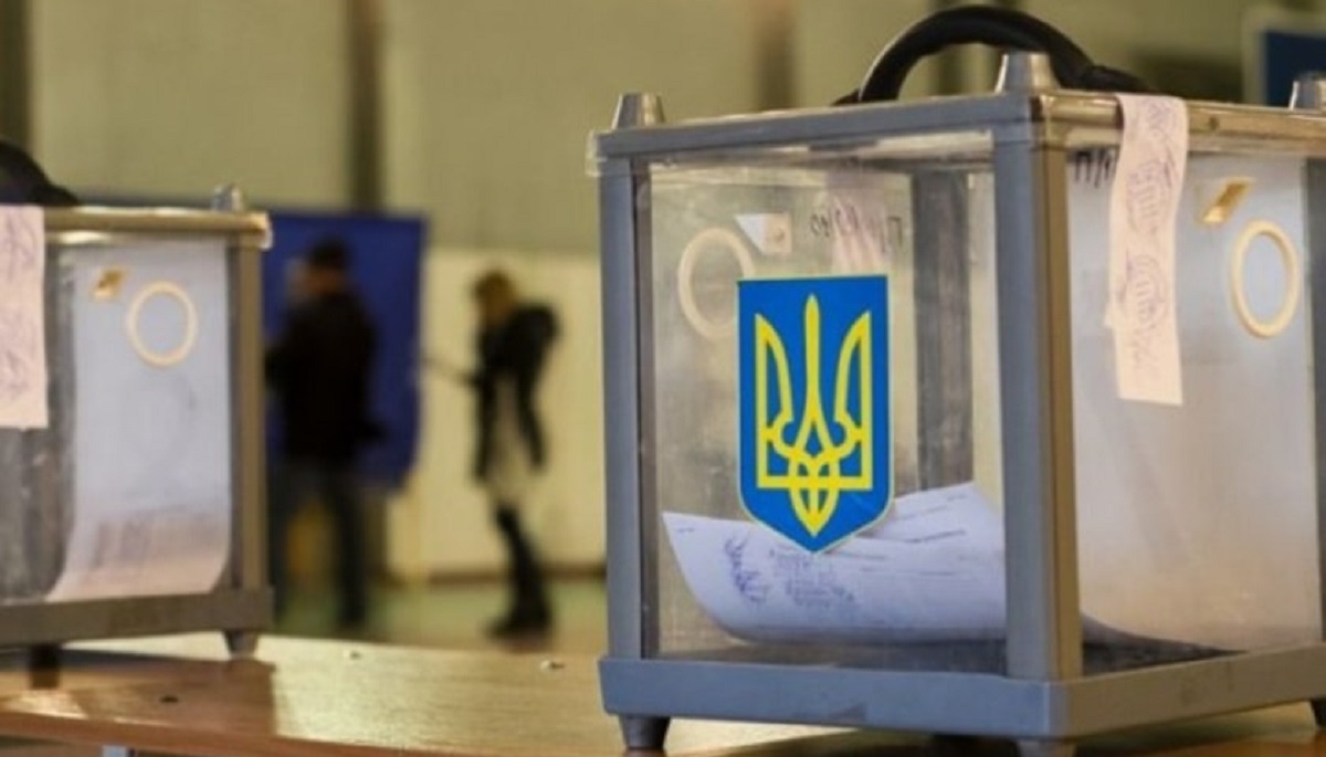 Много претендентов: в Украине увеличили расходы на выборы - фото 1