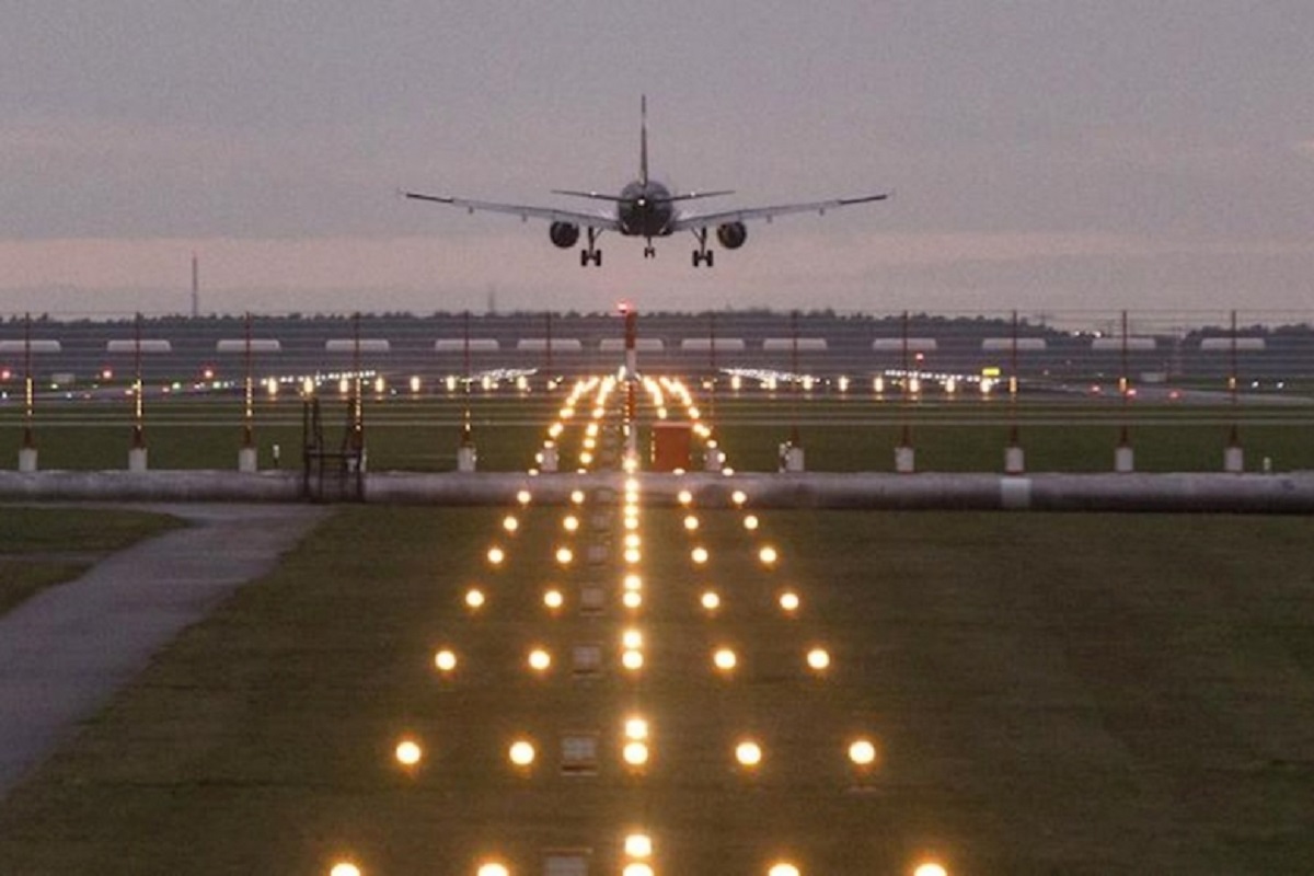 В Украине появится еще один международный аэропорт - фото 1