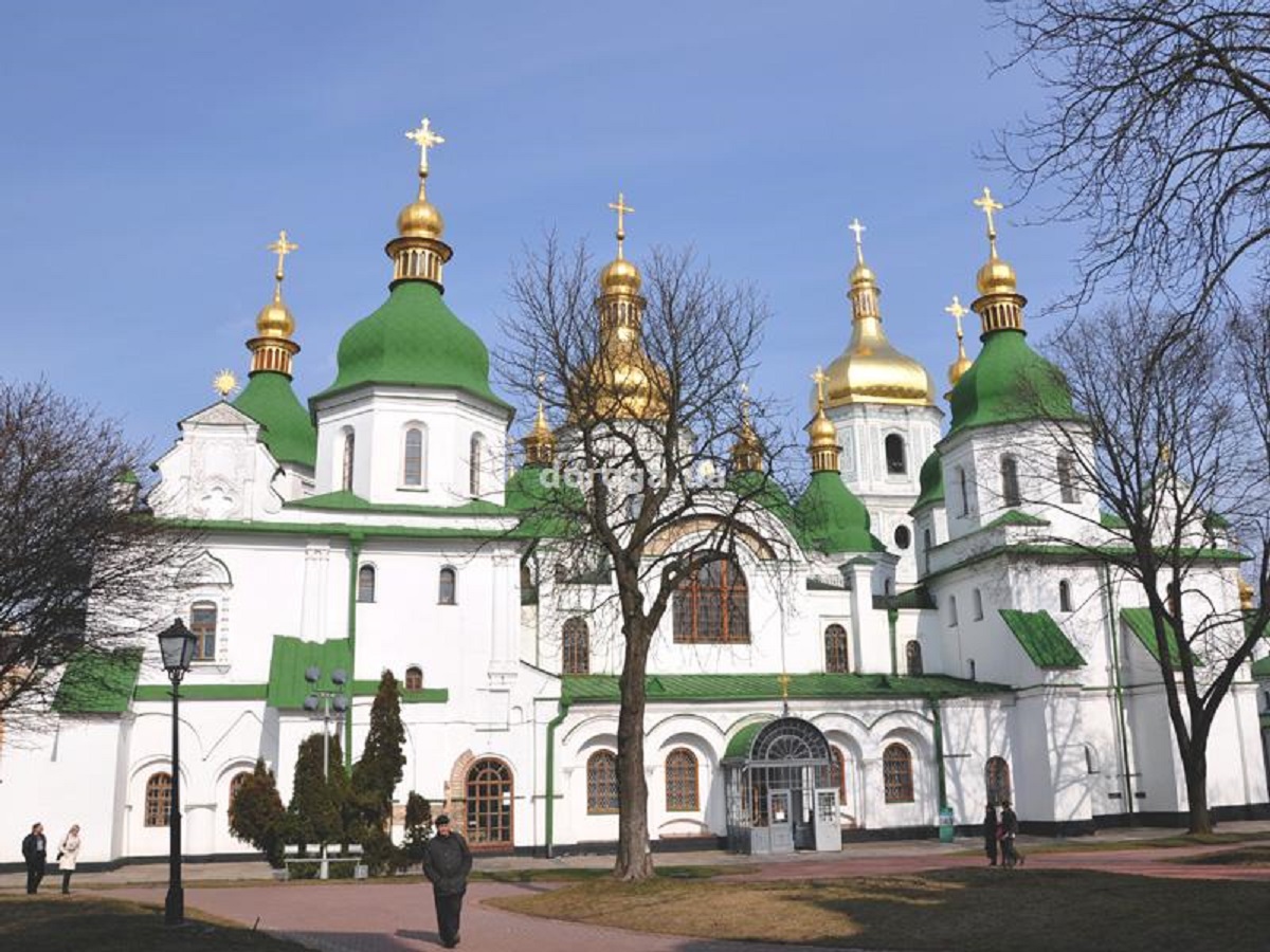 Греко-католики согласились не проводить богослужения в Софии Киевской - фото 1