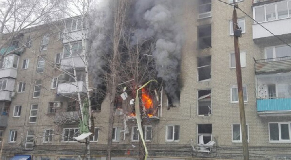 В центре Донецка прогремел взрыв в пятиэтажке - фото 1