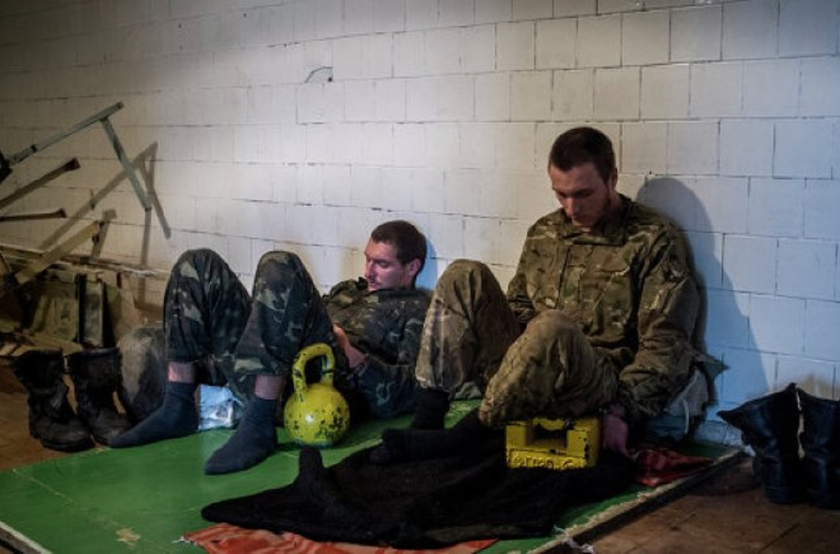  Боевики пленили 8 солдат ВСУ: что произошло - фото 1