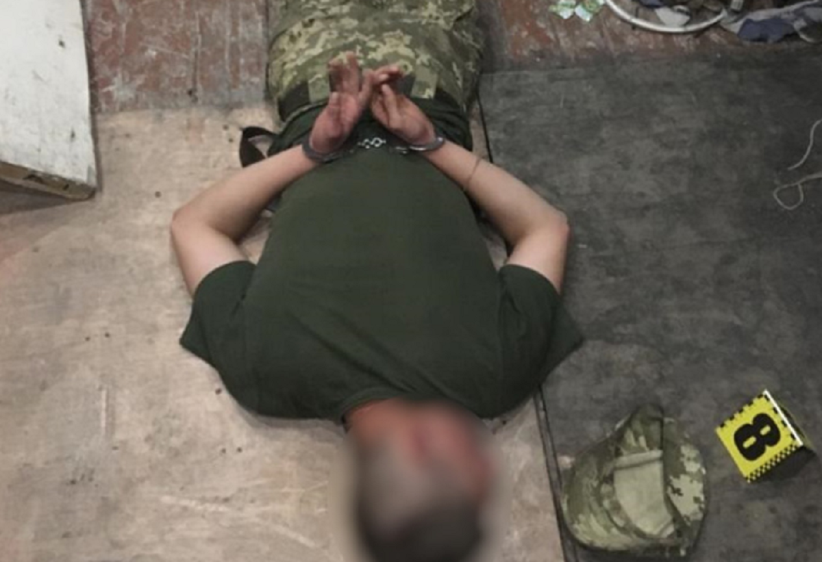  Солдат ВСУ под наркотой застрелил человека – ФОТО - фото 1