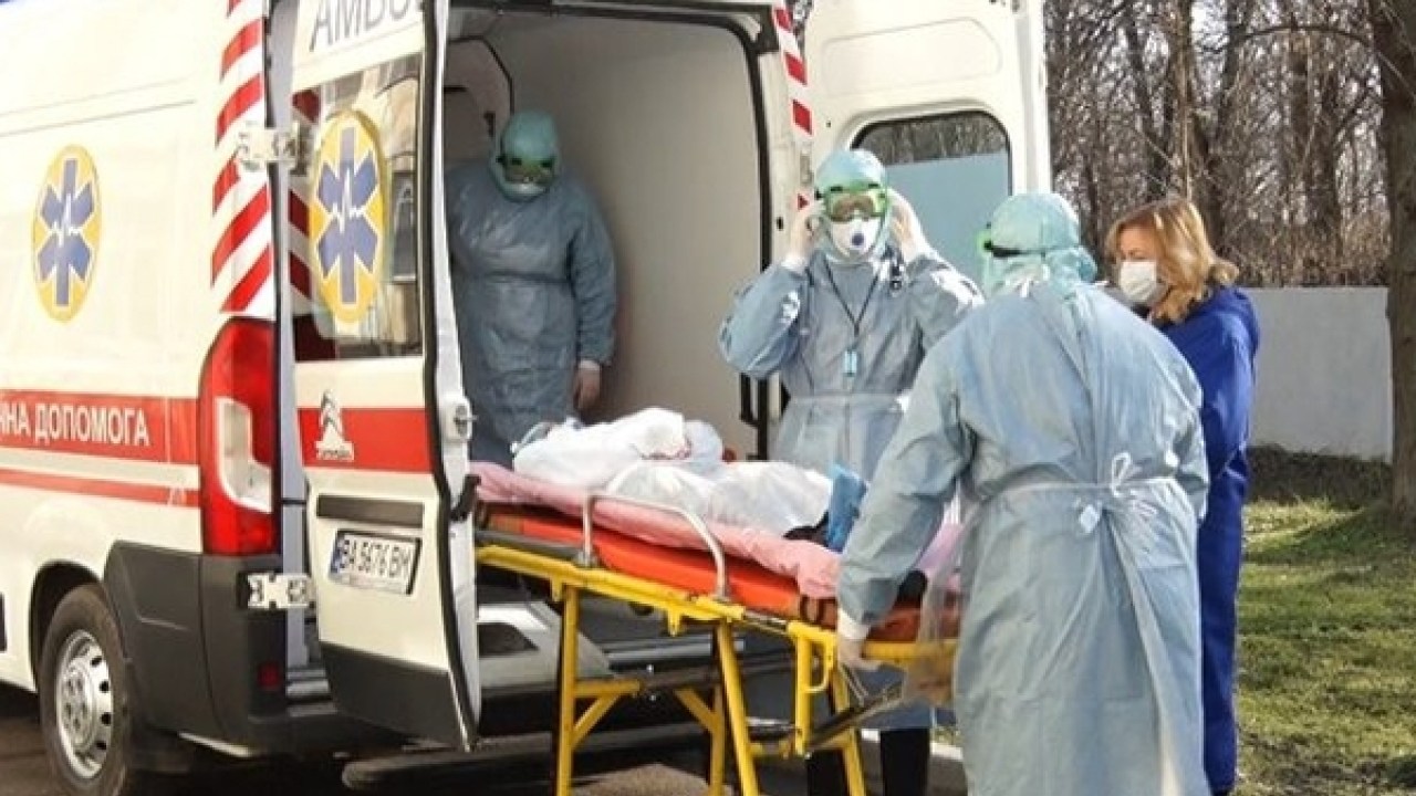 Пандемия COVID-19 в Украине пошла на спад – МОЗУ - фото 1