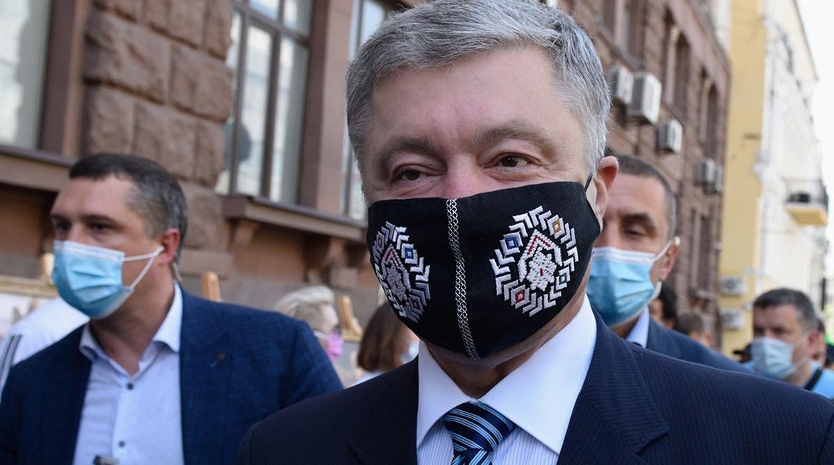 Расследование дела Порошенко продлили на полгода - фото 1