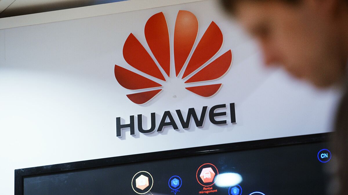 Huawei попал под санкции Великобритании - фото 1