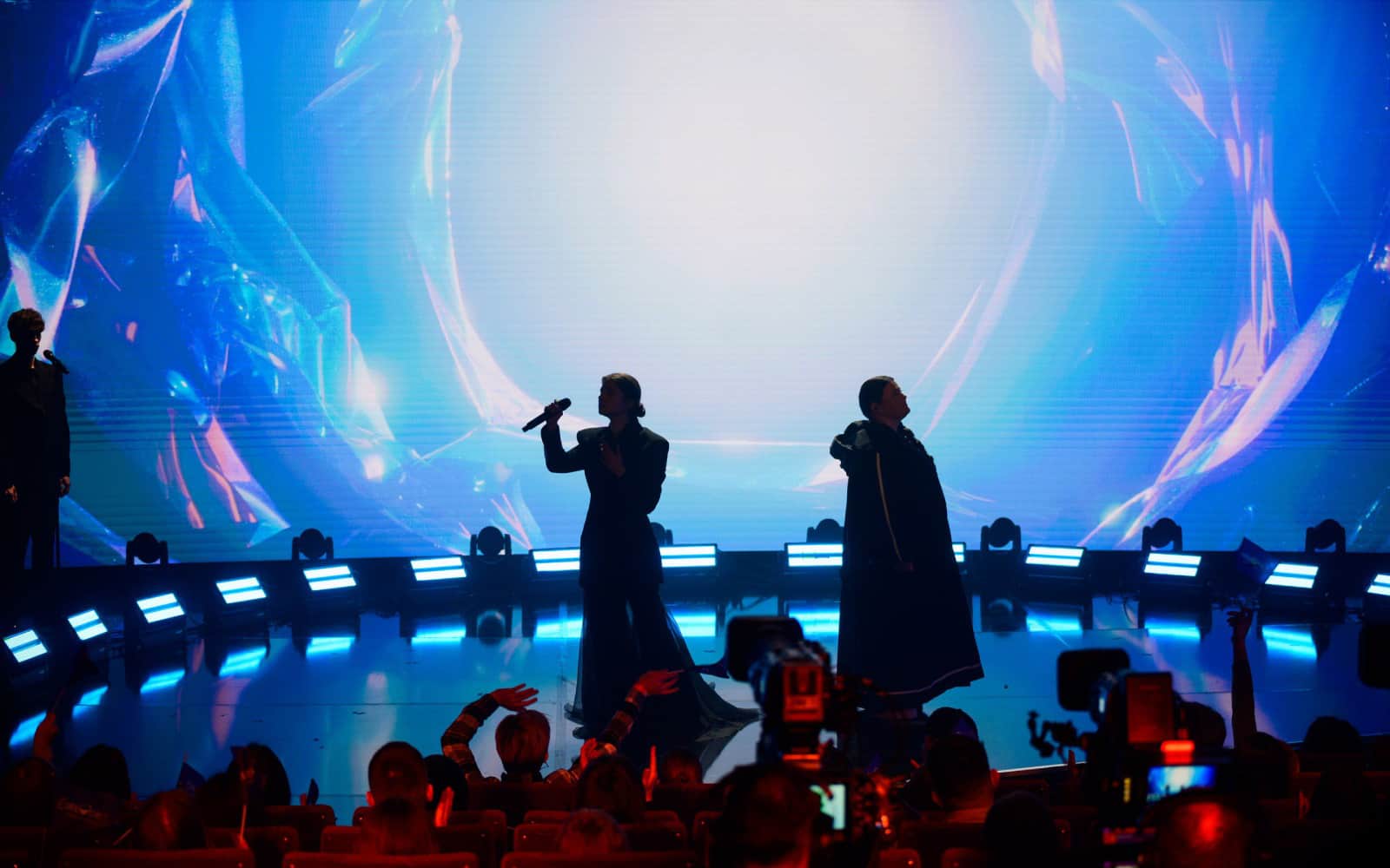 Alyona Alyona і Jerry Heil представлять на сцені Євробачення-2024 конкурсну пісню "Maria & Teresa" - фото 1