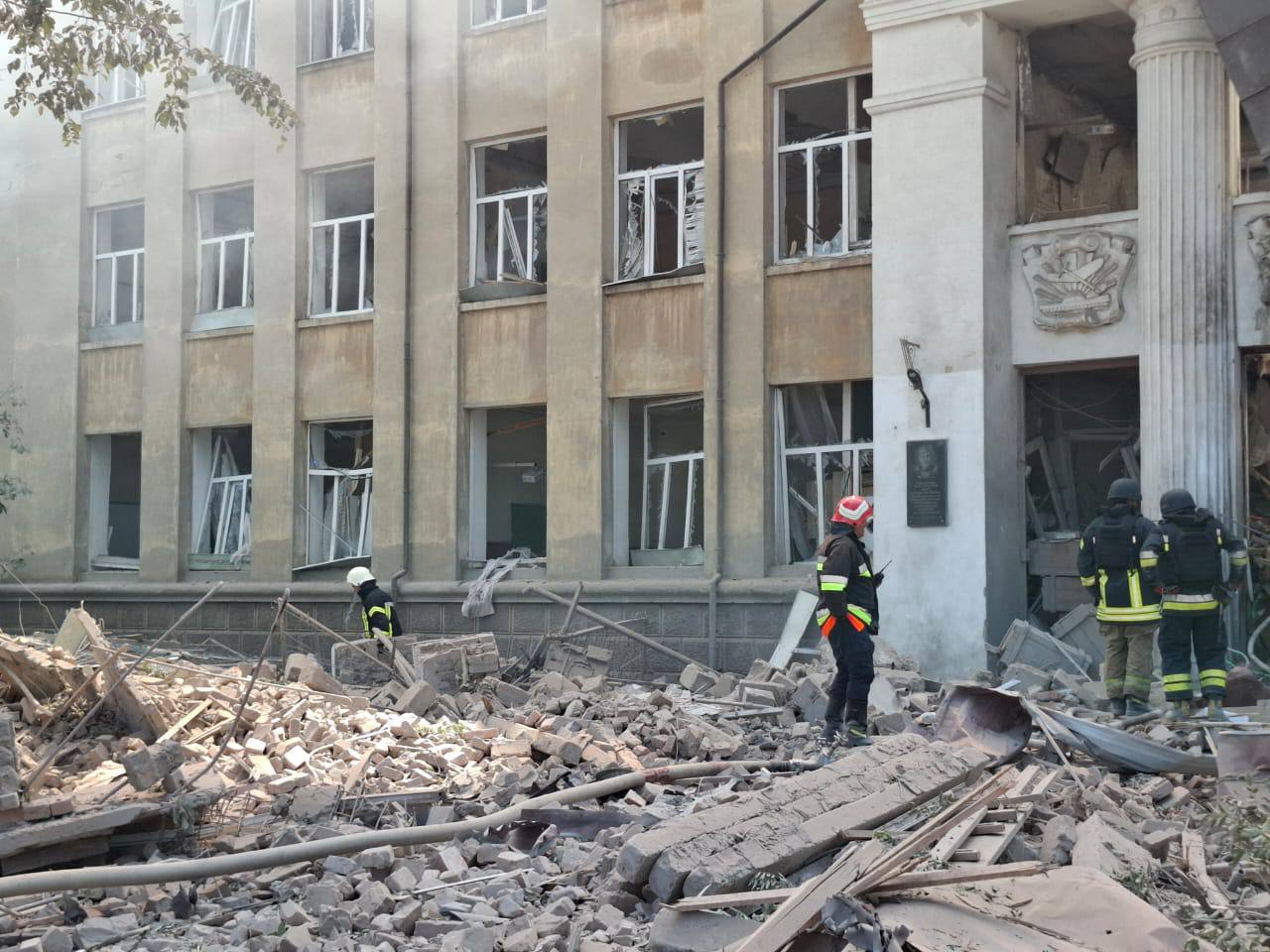 Внаслідок російського удару в Білгород-Дністровському загинуло двоє людей - 1 Внаслідок російського удару в Білгород-Дністровському загинуло двоє людей - фото 1