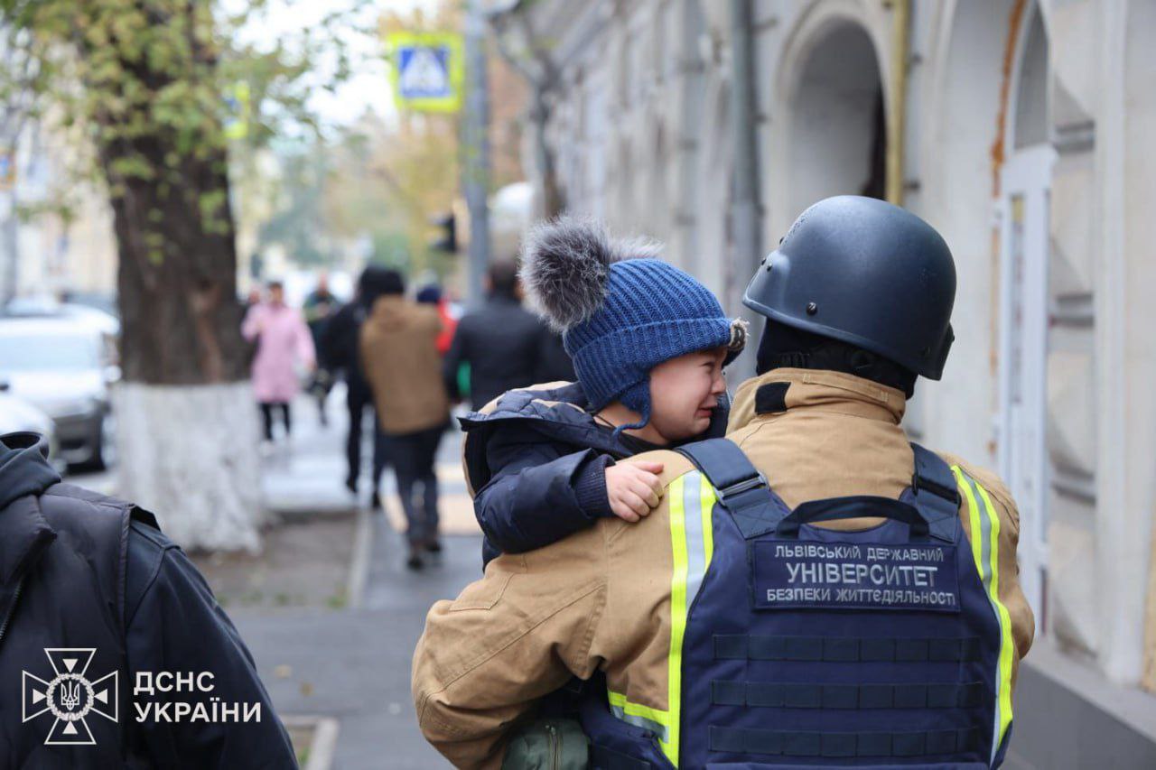 У росіян нема нічого святого - 1 У росіян нема нічого святого - фото 1