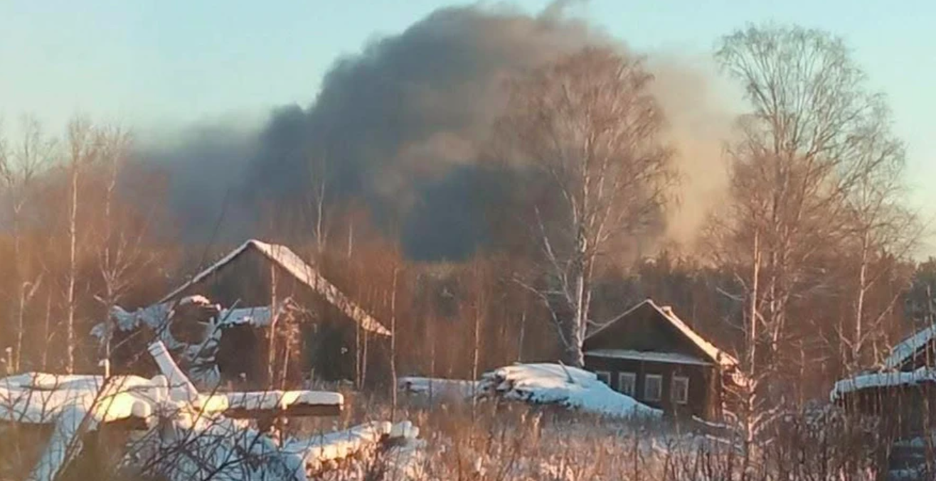 На Росії щось палає. Гарно палає - фото 1