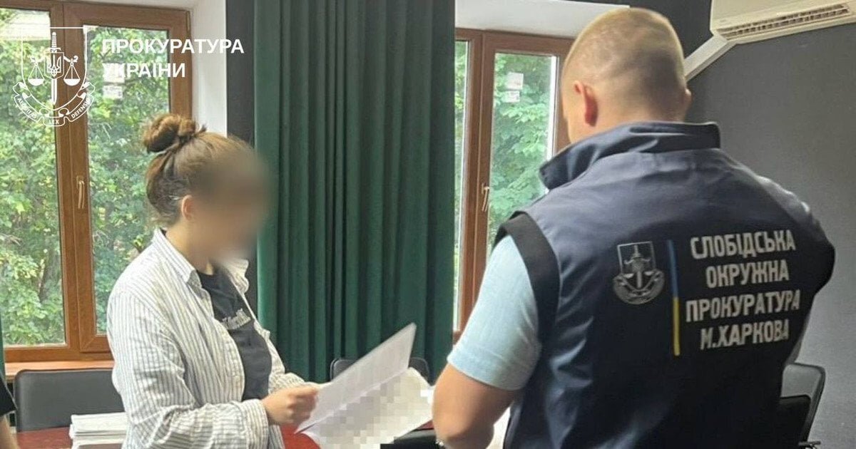Зламаний череп та ребра: у Харкові 22-річна матір місяцями катувала власне немовля - фото 1