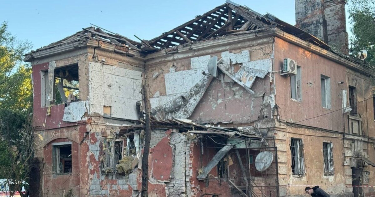 Масований удар по Дніпропетровщині: троє загиблих, серед десятка поранених є діти - фото 1