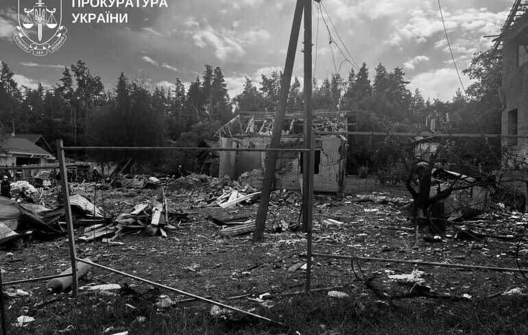 Трагедія на виставці зброї під Києвом: кількість загиблих від удару РФ зросла до 12 осіб - фото 1