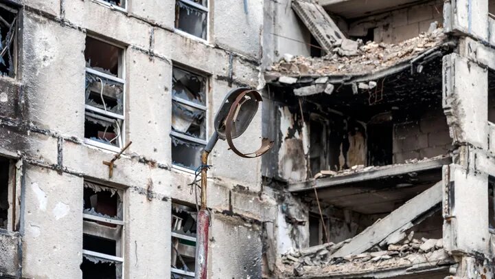 Росіяни влаштували Києву «пекельну ніч»: 9 загиблих та десятки поранених через масований ракетний удар - фото 1