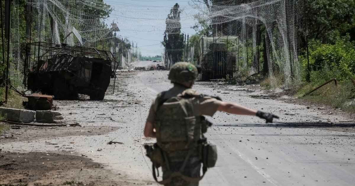 Дві третини міста у «сірій зоні»: армія РФ намагається взяти Костянтинівку в кільце - фото 1