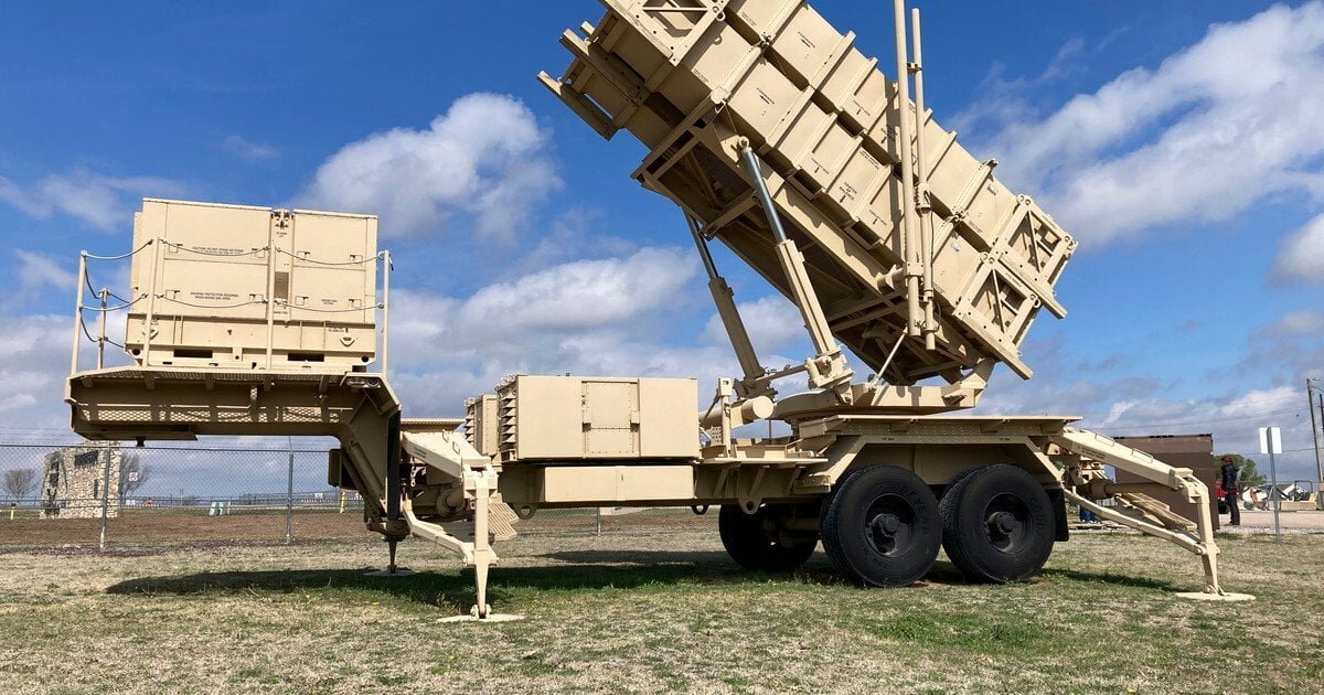 Зима близько, а ракет замало: чому навіть 300 перехоплювачів для Patriot не закриють небо над Києвом - фото 1