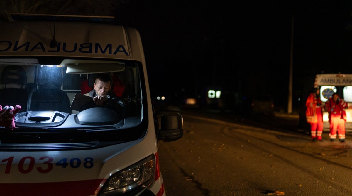 Нічний терор Запоріжжя: росіяни скинули авіабомби на села, є загиблі та поранені - фото 1