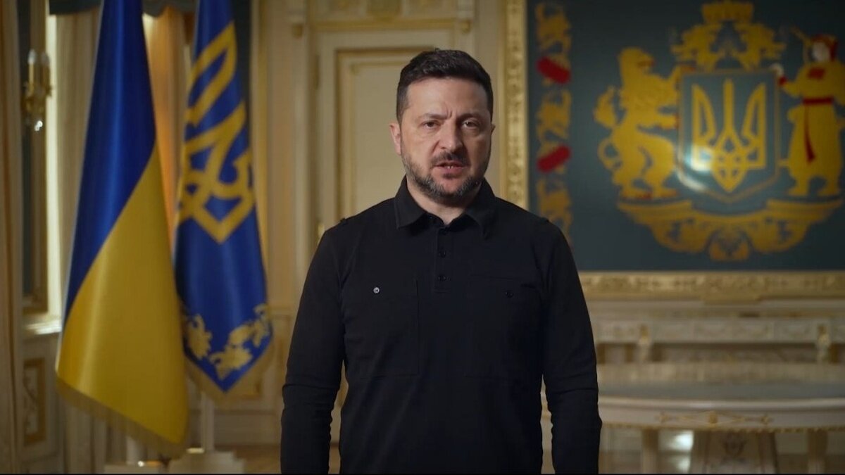 «Обов'язково відповімо»: Зеленський відреагував на подвійний удар РФ по торговельному центру в Кривому Розі - фото 1