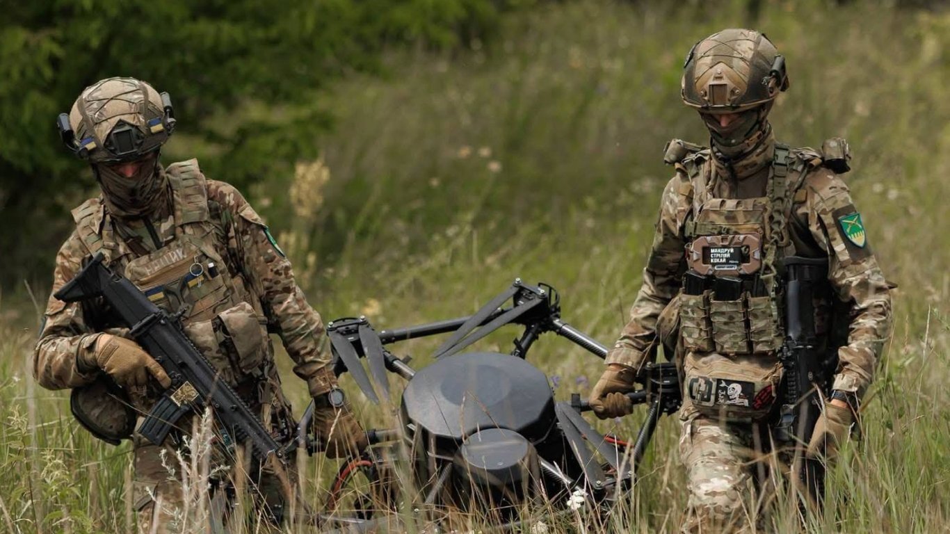 Час у шпиталі та на БЗВП «з'їдає» строк контракту: у Міноборони роз'яснили правила для бійців - фото 1