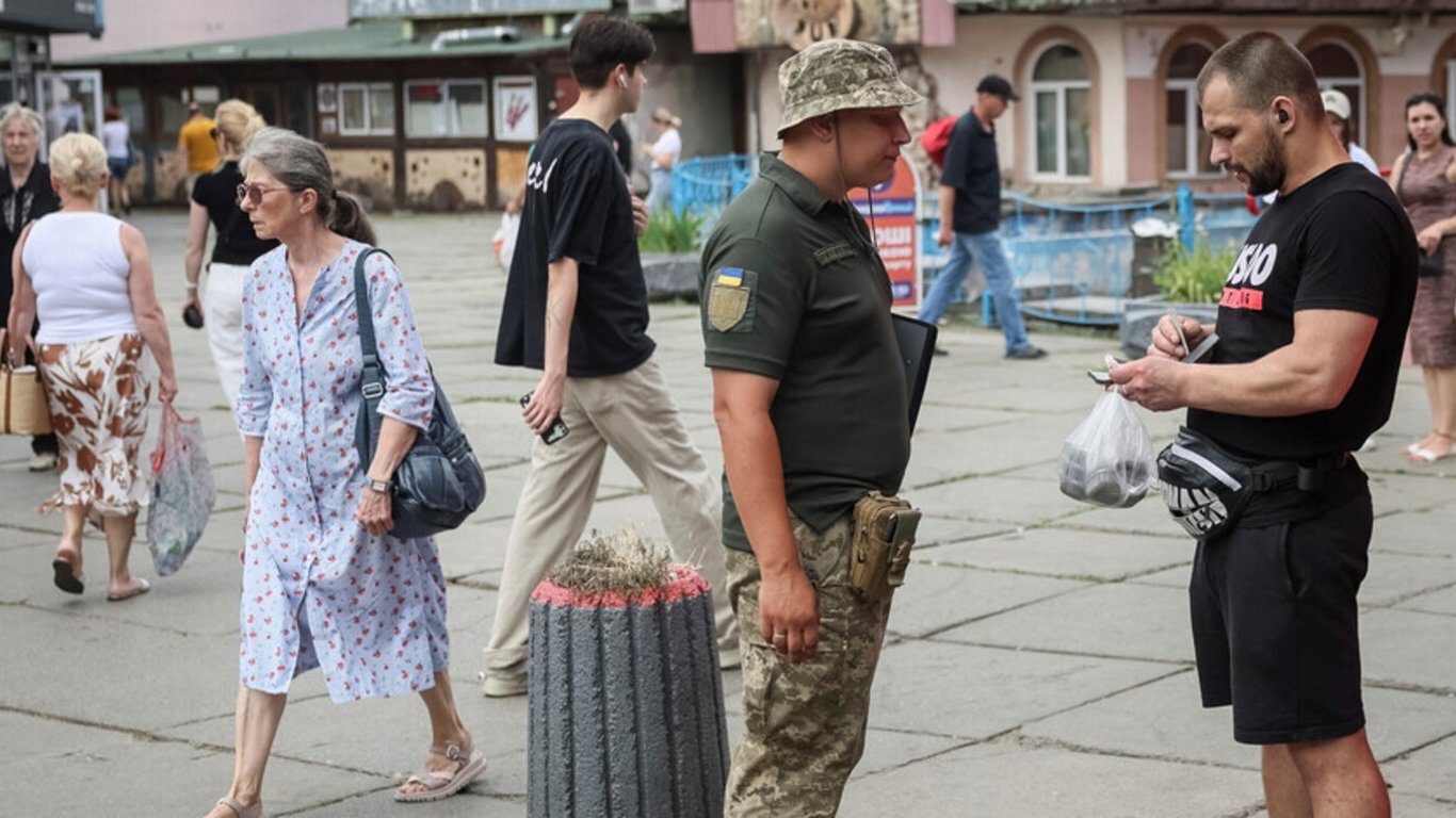 Забрали документи й одразу «зцілили»: суд скасував мобілізацію непридатного волинянина - фото 1