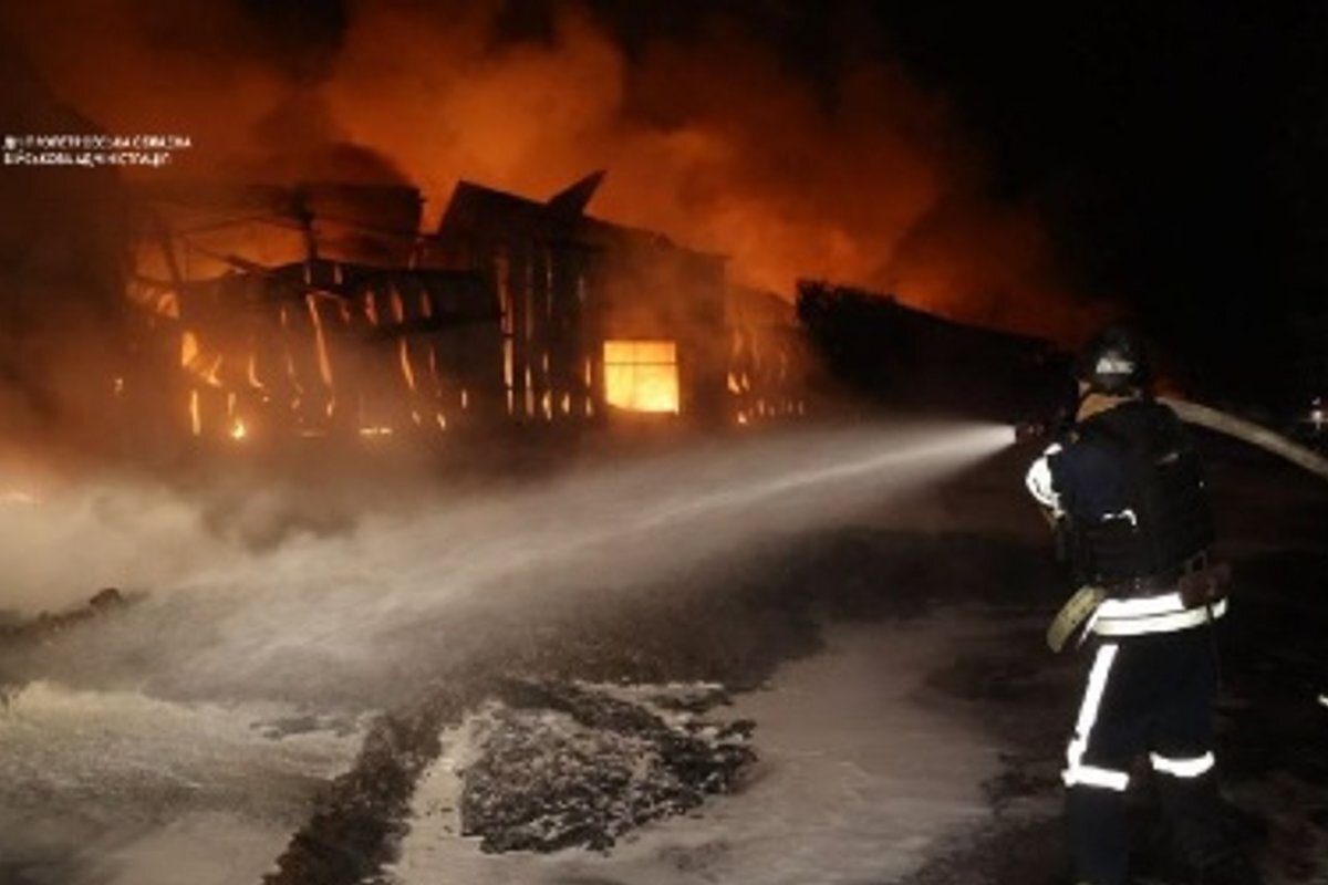 Масований удар по Дніпропетровщині: ворог випустив балістику та крилаті ракети по трьох містах - фото 1