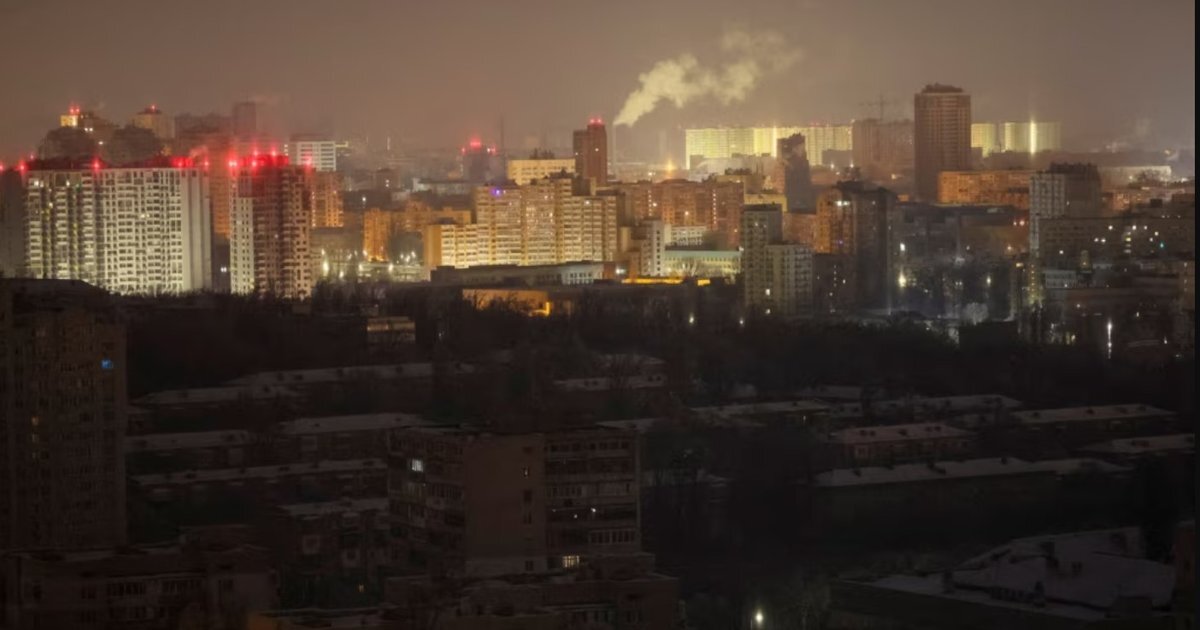Графіки коту під хвіст: у Києві та областях впроваджують екстрені відключення світла - фото 1