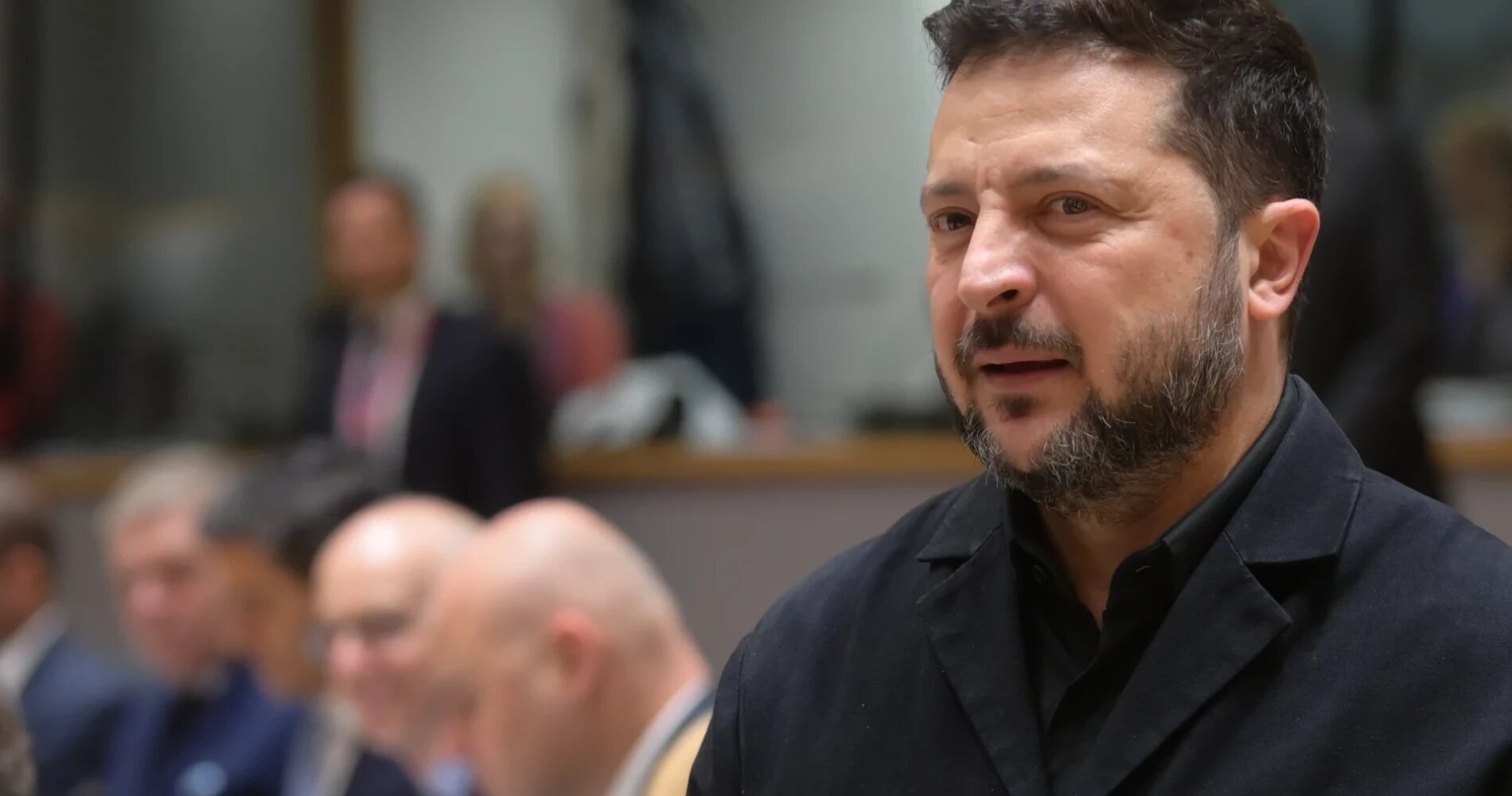 Годі випрошувати кожен снаряд: прем'єр Латвії закликав Європу дати Україні довгострокові гарантії - фото 1