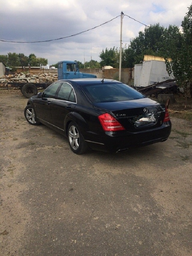 В Мелитополе госчиновники нелегально продали 29 автомобилей со штрафплощадки - 10374 В Мелитополе госчиновники нелегально продали 29 автомобилей со штрафплощадки - фото 10374