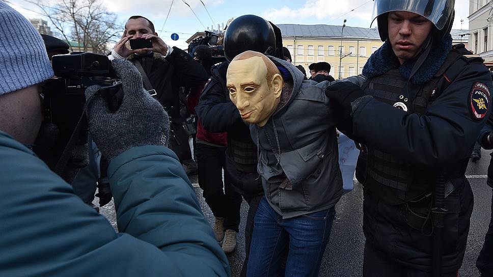 Стало известно имя российского оппозиционера, сбежавшего в Украину от преследований ФСБ - 9558 Стало известно имя российского оппозиционера, сбежавшего в Украину от преследований ФСБ - фото 9558
