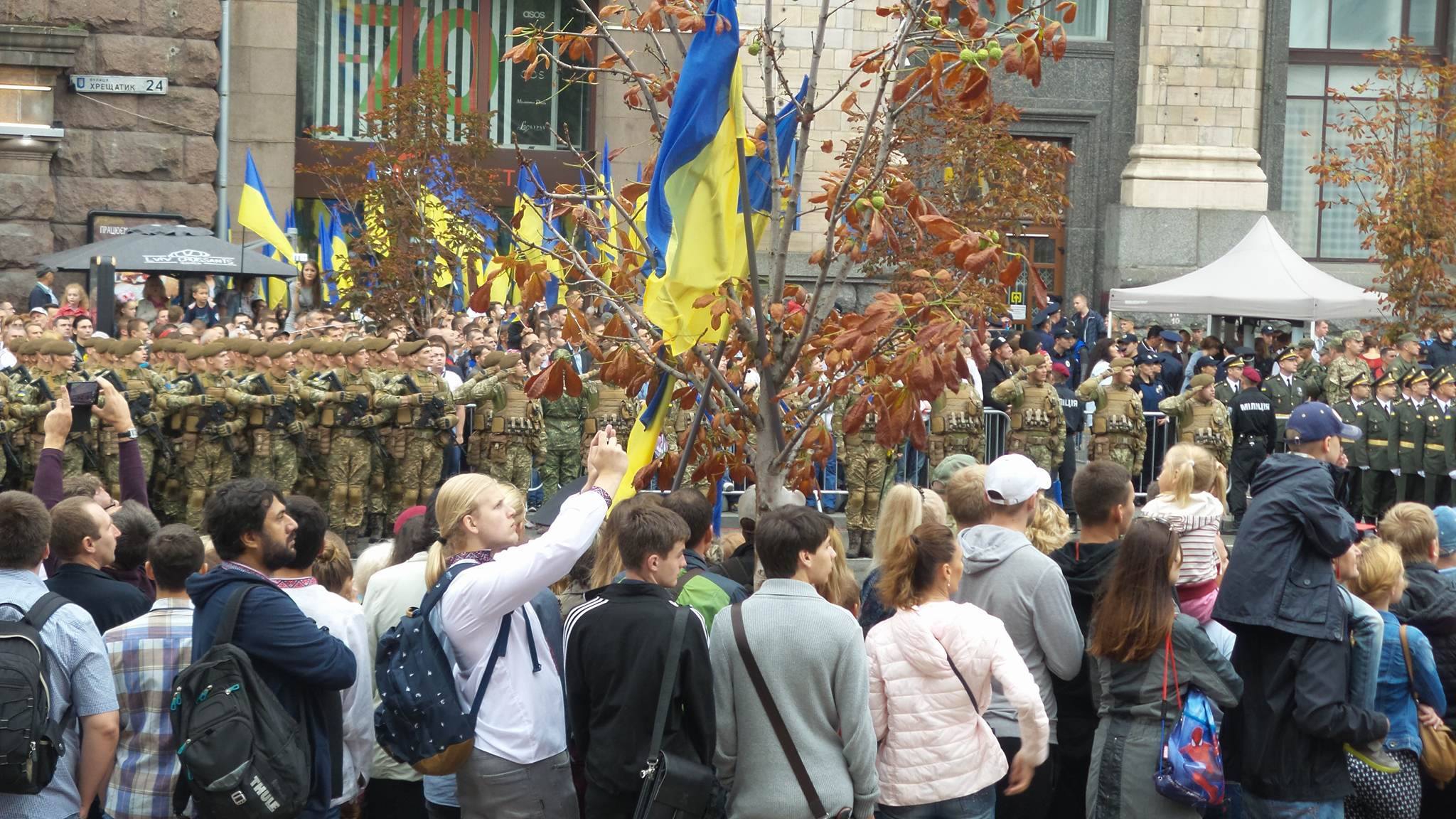 В Киеве начался праздничный парад ко Дню независимости - 9938 В Киеве начался праздничный парад ко Дню независимости - фото 9938