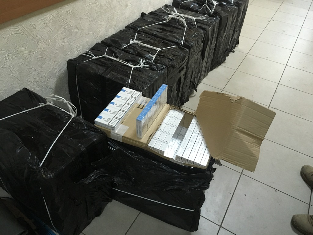 В Волынской области пограничники со стрельбой задержали 7 контрабандистов - 22549 В Волынской области пограничники со стрельбой задержали 7 контрабандистов - фото 22549