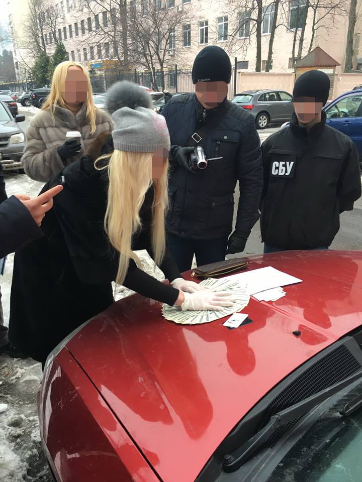 Взятка месяца. - 24034 Взятка месяца. - фото 24034