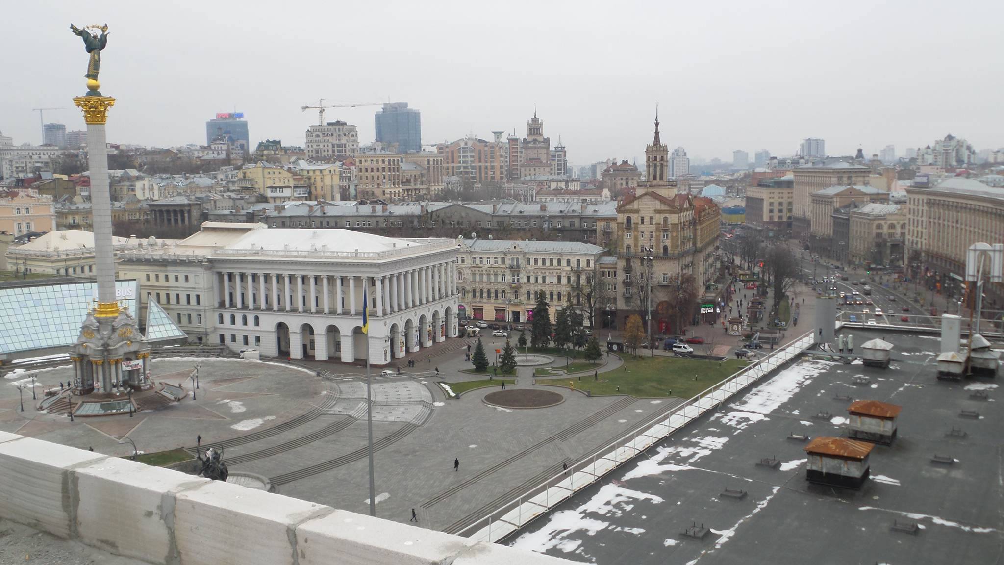 В Киеве начат снос двух этажей, пристроенных над Домом профсоюзов - 22998 В Киеве начат снос двух этажей, пристроенных над Домом профсоюзов - фото 22998