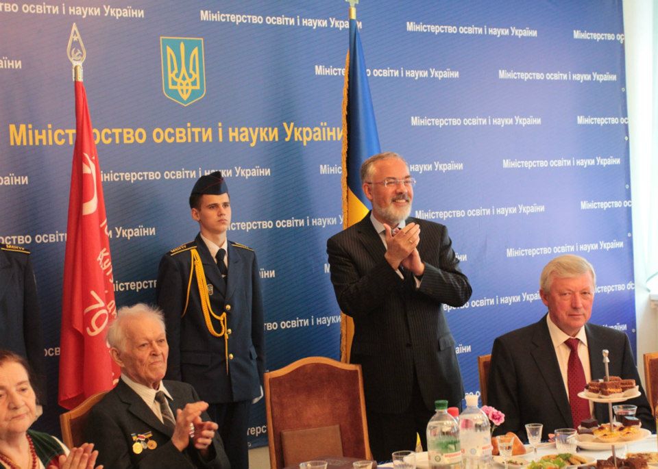 Перепис на віки. Що треба виправити у шкільній програмі з історії України - 21230 Перепис на віки. Що треба виправити у шкільній програмі з історії України - фото 21230