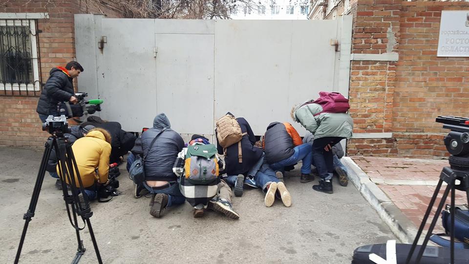 Допрос Януковича: онлайн-трансляция - 23358 Допрос Януковича: онлайн-трансляция - фото 23358