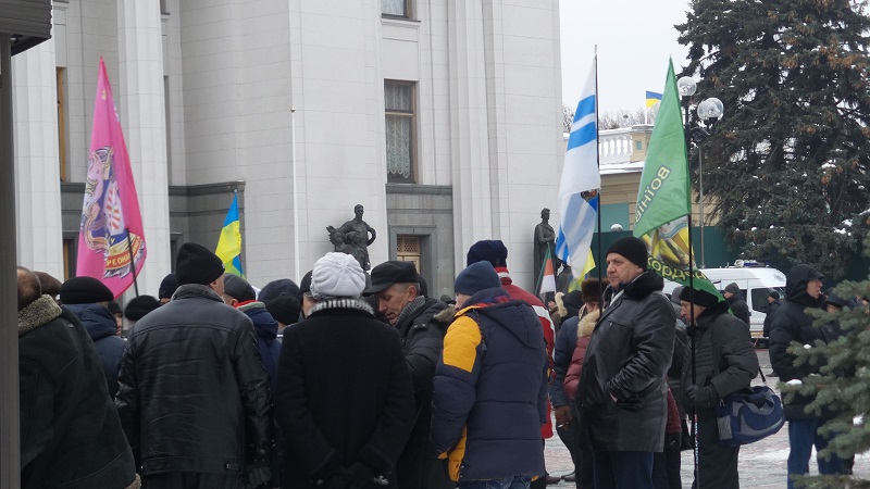 «Нас учили не так». Что нужно бывшим силовикам, кроме пенсий - 26029 «Нас учили не так». Что нужно бывшим силовикам, кроме пенсий - фото 26029