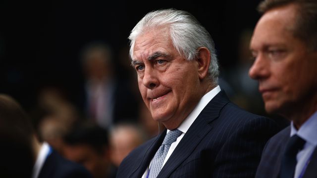 Тіллерсон буде змушений позбутись акцій нафтодобувної компанії - 25947 Тіллерсон буде змушений позбутись акцій нафтодобувної компанії - фото 25947