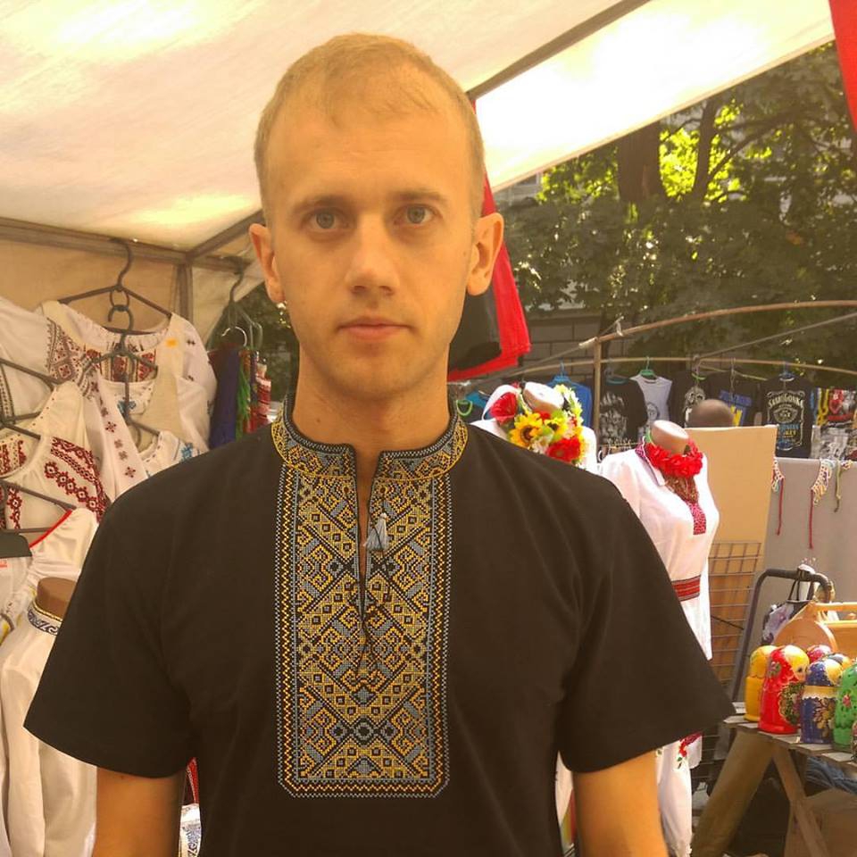 Чемпіон світу з шашок Юрій Анікєєв: Я був у чорній вишиванці, вони ще моєї білої не бачили - 32839 Чемпіон світу з шашок Юрій Анікєєв: Я був у чорній вишиванці, вони ще моєї білої не бачили - фото 32839