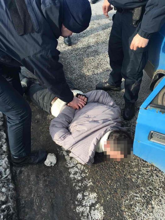 СБУ ликвидировала банду киднепперов в Харьковской области
- 33417 СБУ ликвидировала банду киднепперов в Харьковской области
- фото 33417