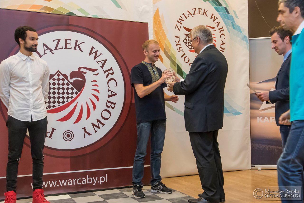 Чемпіон світу з шашок Юрій Анікєєв: Я був у чорній вишиванці, вони ще моєї білої не бачили - 32841 Чемпіон світу з шашок Юрій Анікєєв: Я був у чорній вишиванці, вони ще моєї білої не бачили - фото 32841