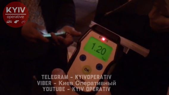 Пьяный "помощник Луценко" устроил в Киеве погоню с полицией на огромных скоростях - 35276 Пьяный "помощник Луценко" устроил в Киеве погоню с полицией на огромных скоростях - фото 35276