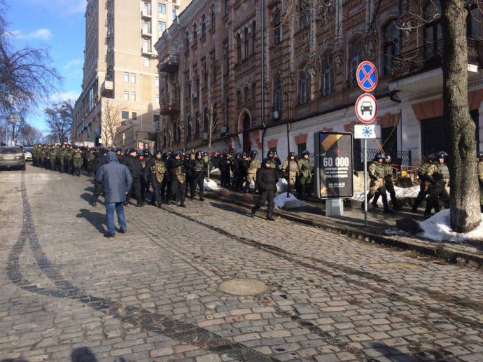 ОУН и добробаты провели на Майдане "вече" в поддержку блокады ОРДЛО - 35057 ОУН и добробаты провели на Майдане "вече" в поддержку блокады ОРДЛО - фото 35057