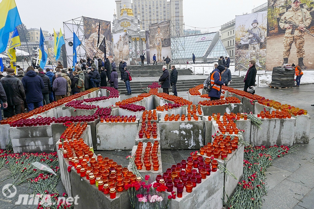 В Киеве почтили память Героев Небесной Сотни - 34981 В Киеве почтили память Героев Небесной Сотни - фото 34981